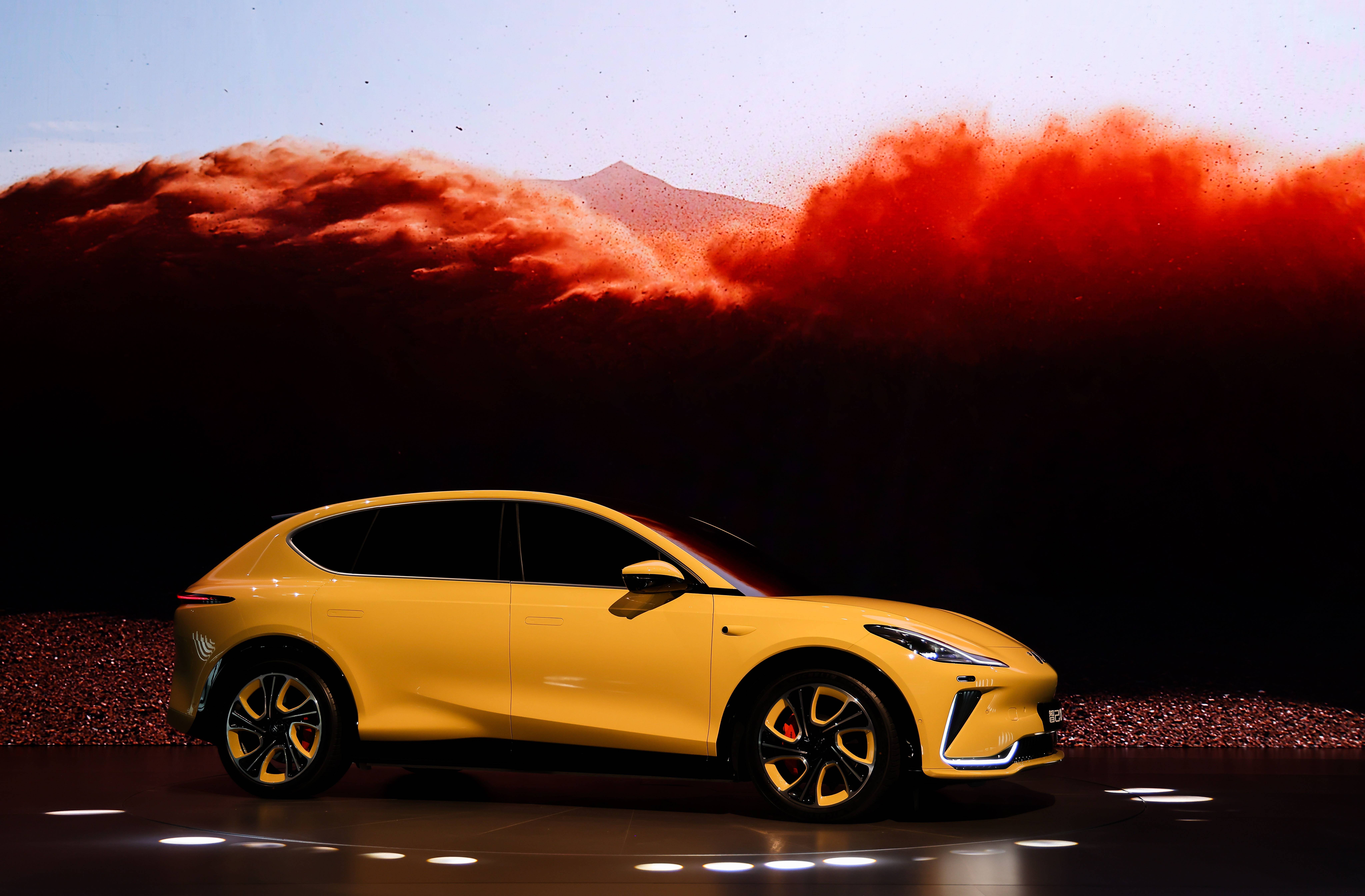 成都智己LS7降4.00万 最低仅售28.98万