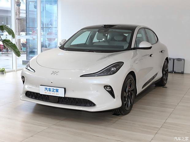成都智己LS6优惠高达3.00万 最低仅售20.99万