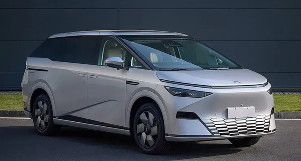 2025款小鹏X9预售价39.98万起 座舱全面升级